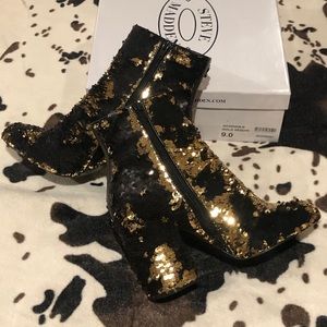 Stunning Steve Madden Sequin Boots